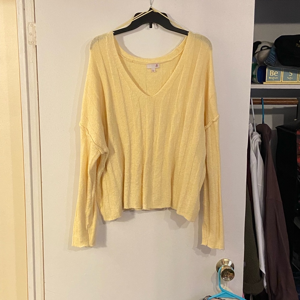 V-Neck Cropped Sweater